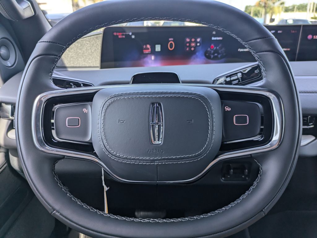 2027 Lincoln Navigator 