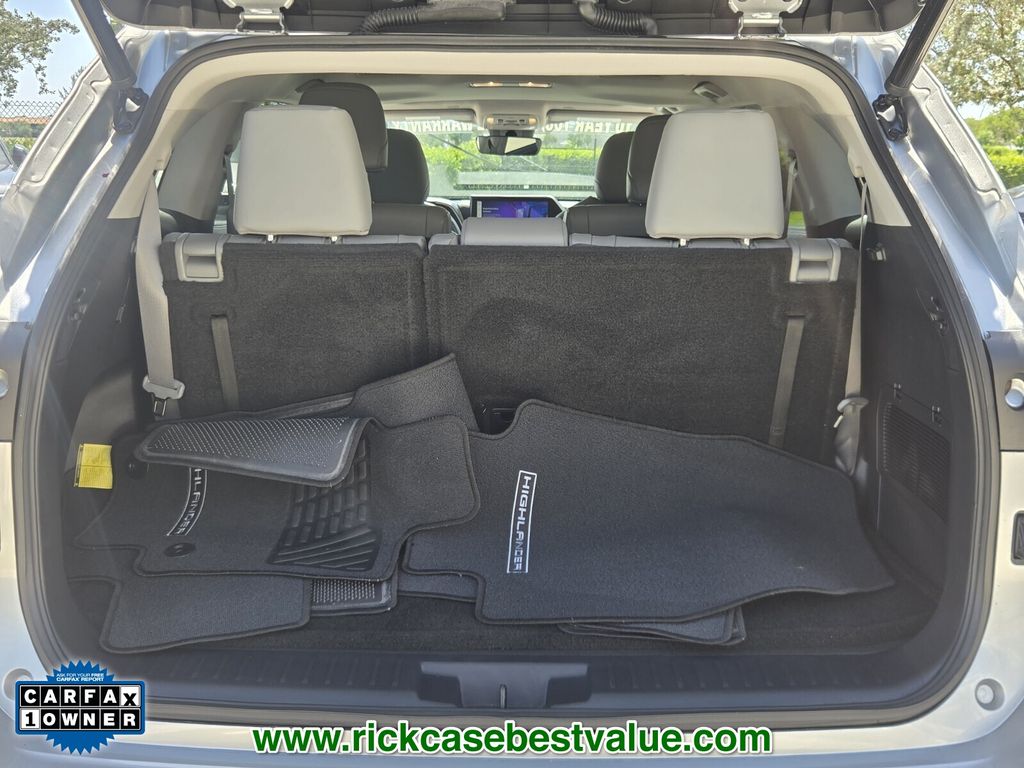 2023 Toyota Highlander - $34,990