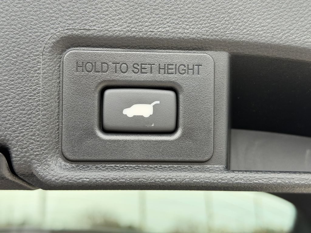 new 2026 Acura RDX car, priced at $52,750