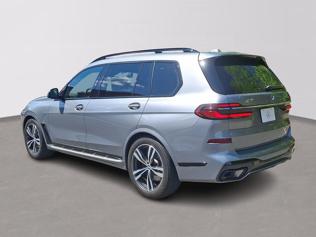 2023 BMW X7 xDrive40i 6
