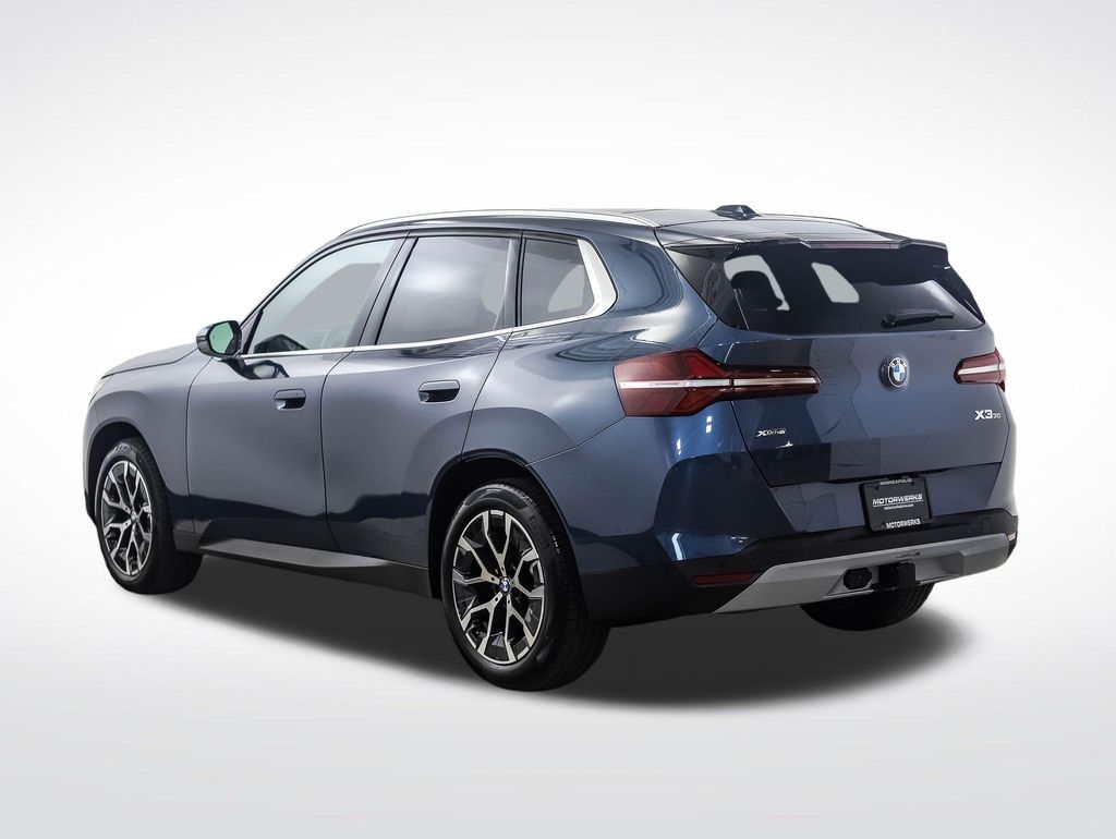 Thumbnail: 2026 BMW X3 - 3