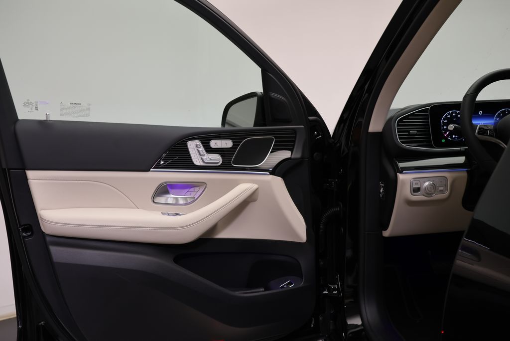 Thumbnail: 2026 Mercedes-Benz GLE - 31