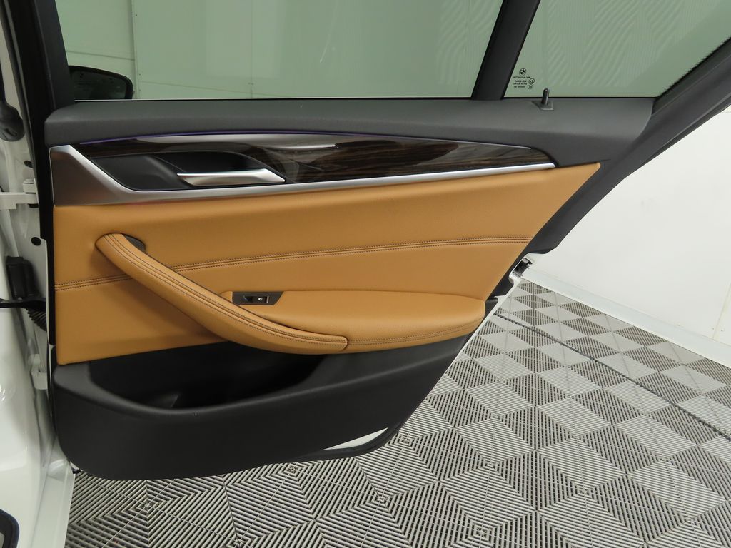 Thumbnail: 2019 BMW 5 Series - 28