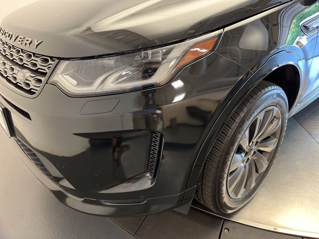 Thumbnail: 2020 Land Rover Discovery Sport - 9