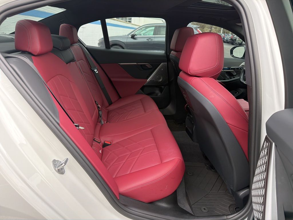 Thumbnail: 2024 BMW i5 - 23