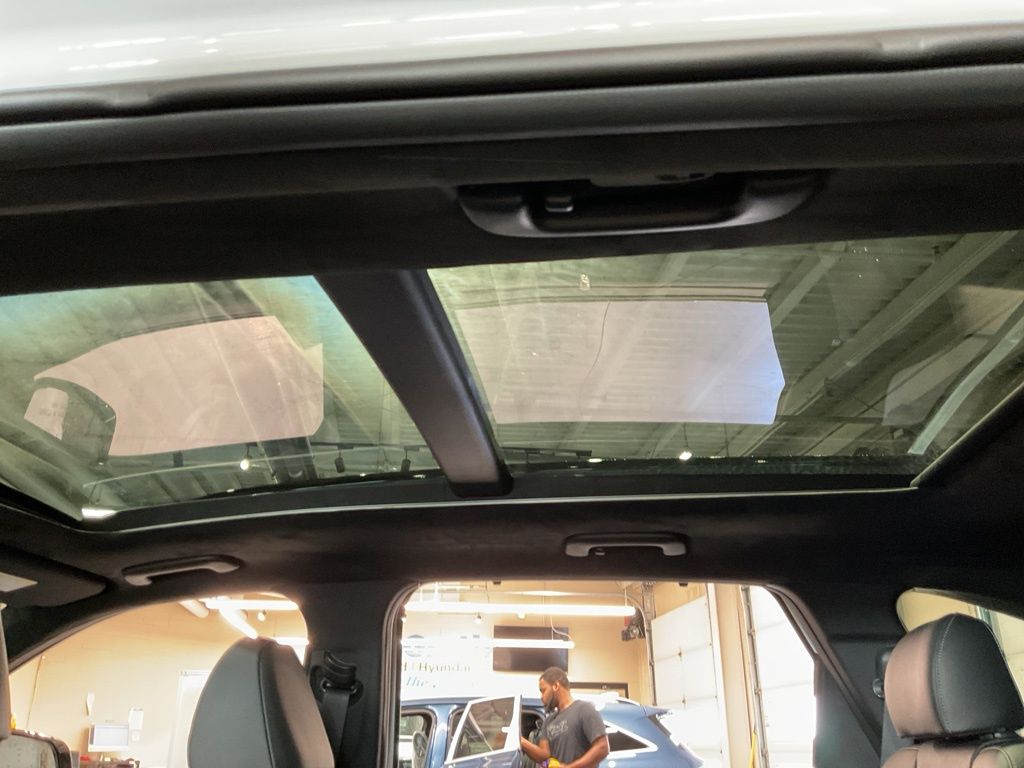 New 2026 White Kia X-Line SX Prestige image 8