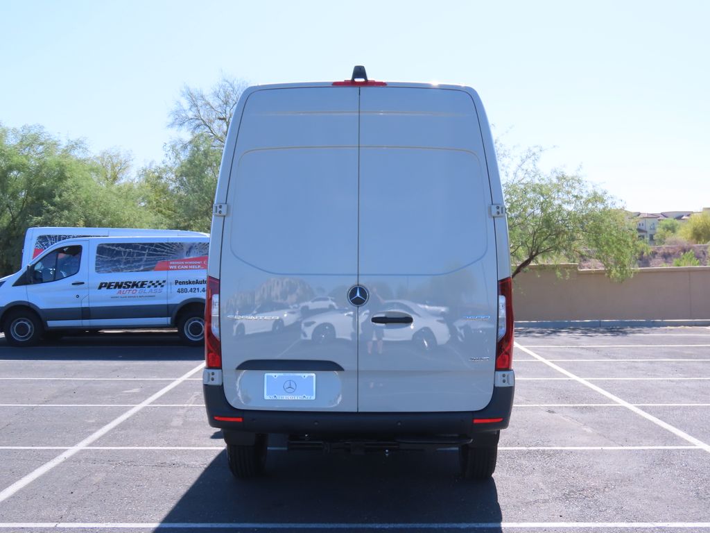 2025 Mercedes-Benz Sprinter 2500 6