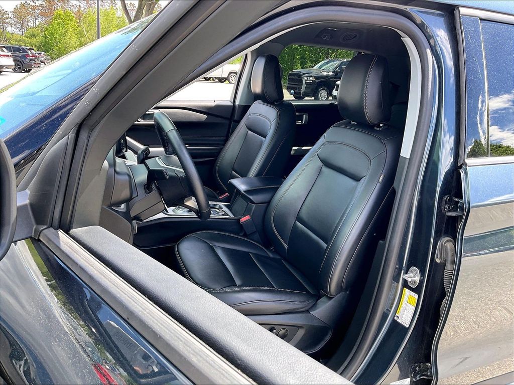 2024 Ford Explorer — photo 9