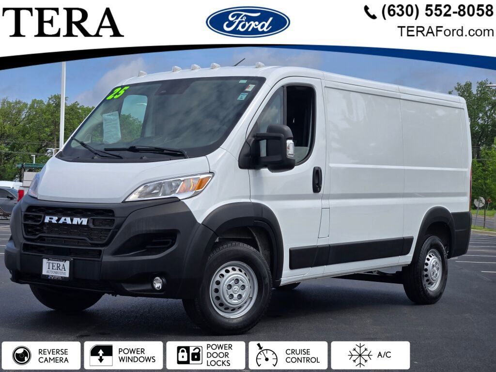 Bright White Clearcoat 2025 RAM ProMaster 2500 Tradesman 136 Low Roof Cargo Van FWD Van Front-Wheel Drive 9-Speed Automatic
