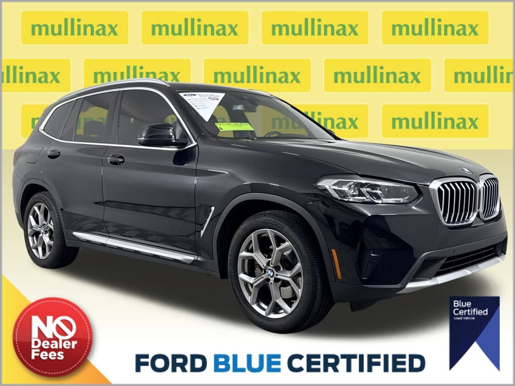 2023 BMW X3 30i's photo