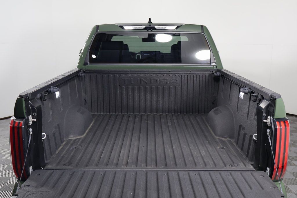 Thumbnail: 2022 Toyota Tundra - 14