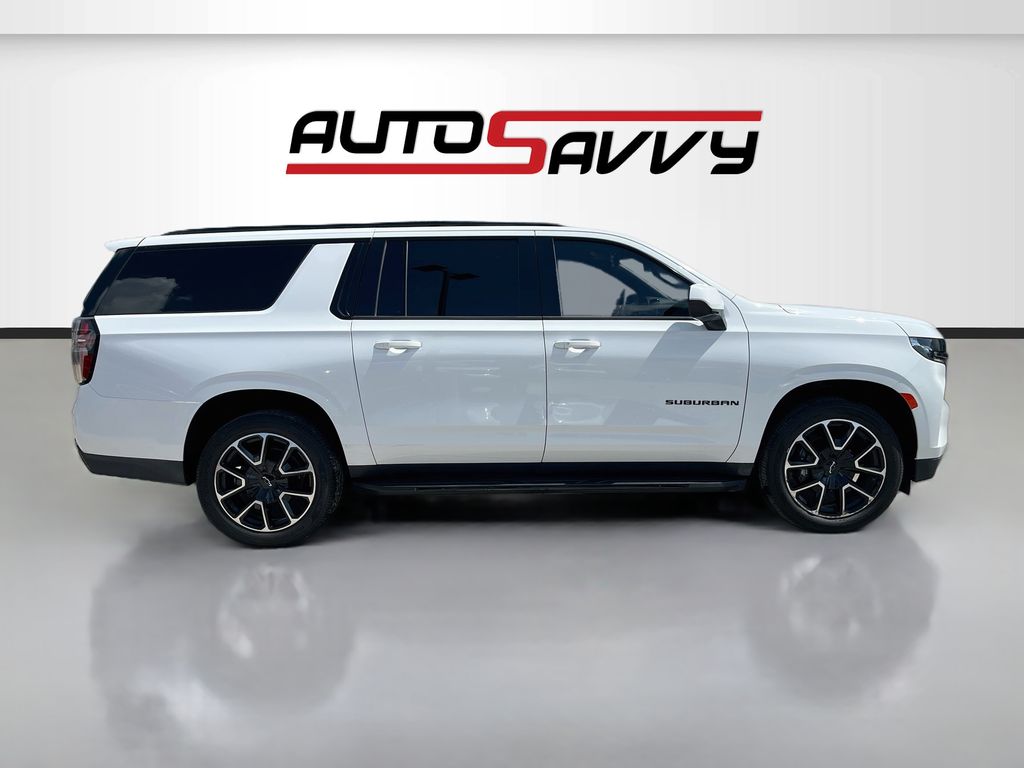 Used 2021 White Chevrolet RST image 8