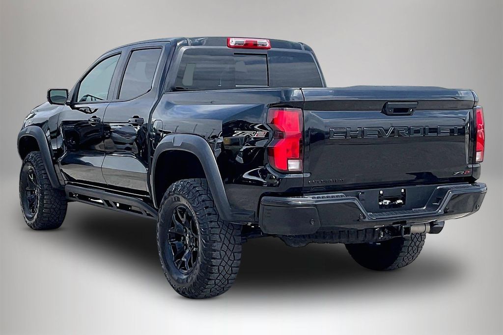 Used 2025 Chevrolet Colorado ZR2 4D Crew Cab