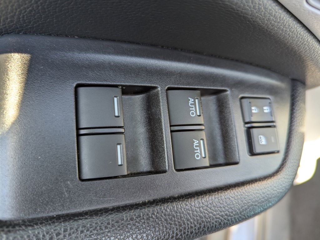 used 2019 Honda Pilot car, priced at $23,291