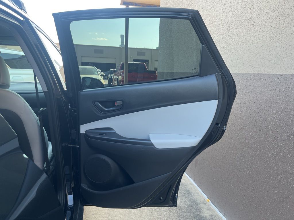 Thumbnail: 2023 Hyundai Kona - 18