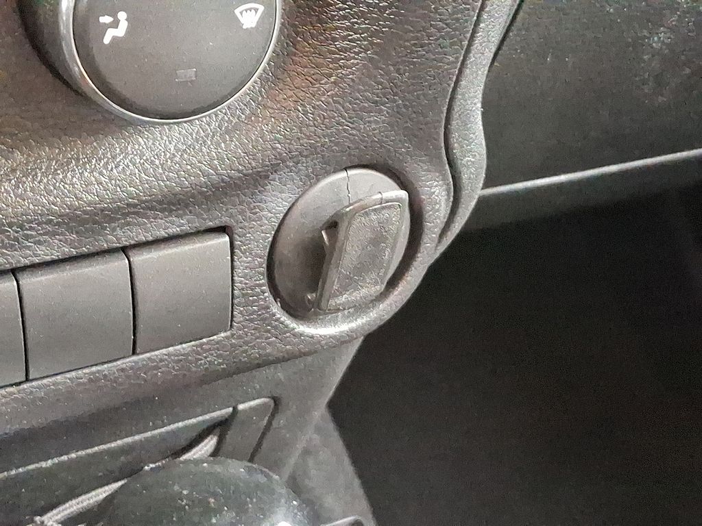 Thumbnail: 2017 Jeep Wrangler - 25