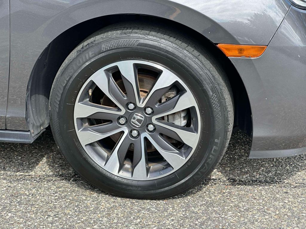 Used 2023 Honda Odyssey Van