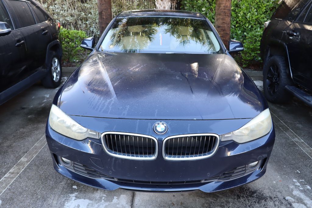 Thumbnail: 2013 BMW 3 Series - 5