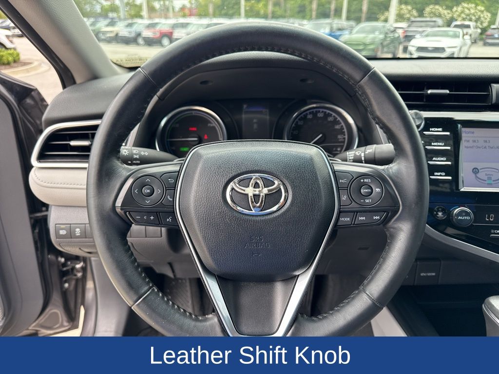 2018 Toyota Camry Hybrid SE