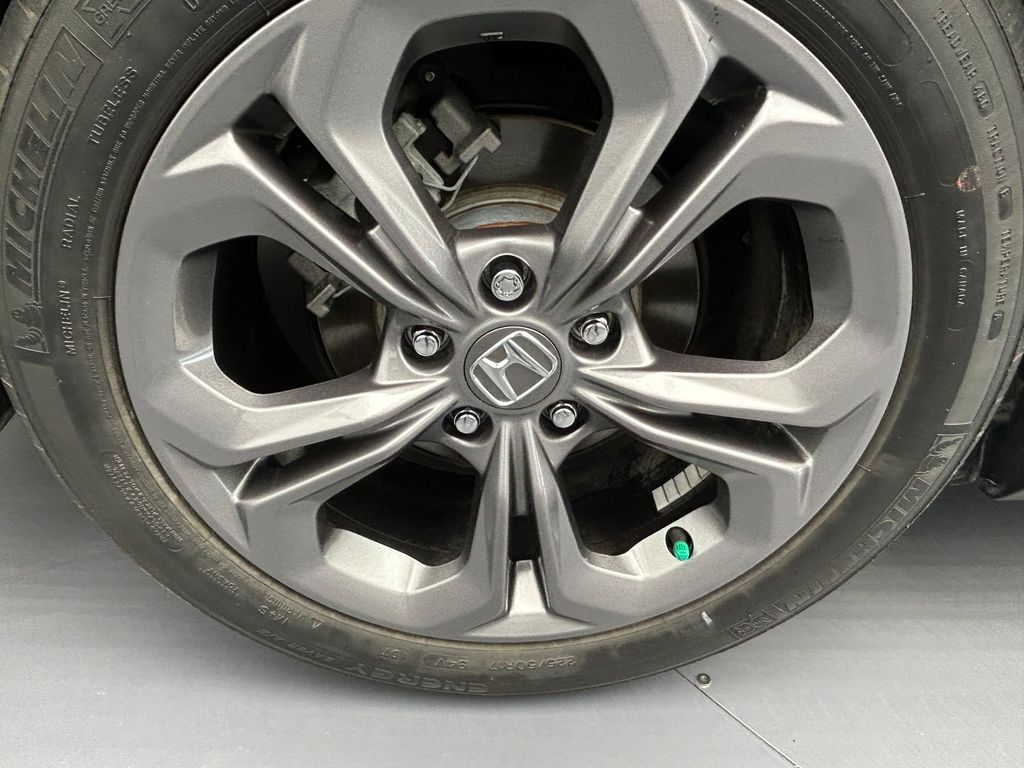 Used 2023 White Honda EX image 39