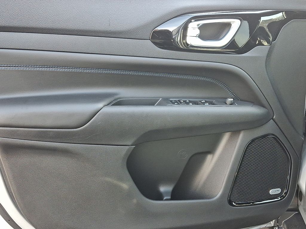 New 2026 Jeep Compass SUV