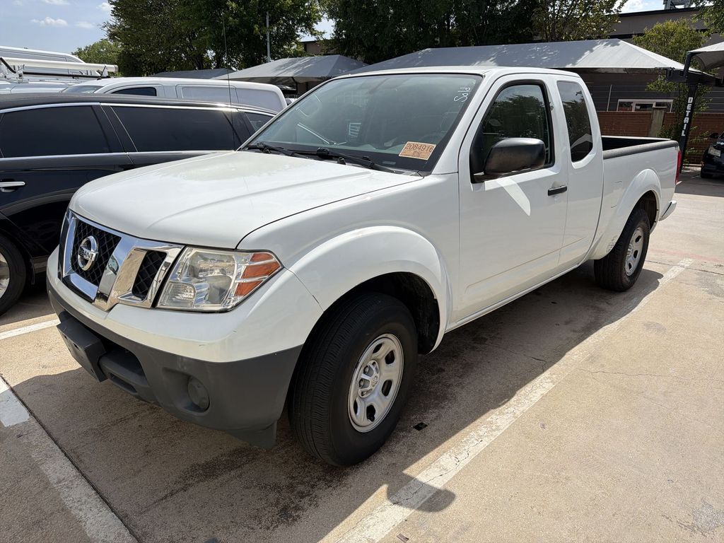 Glacier White 2018 Nissan Frontier Pickup Truck 4X2 5-Speed Automatic Overdrive