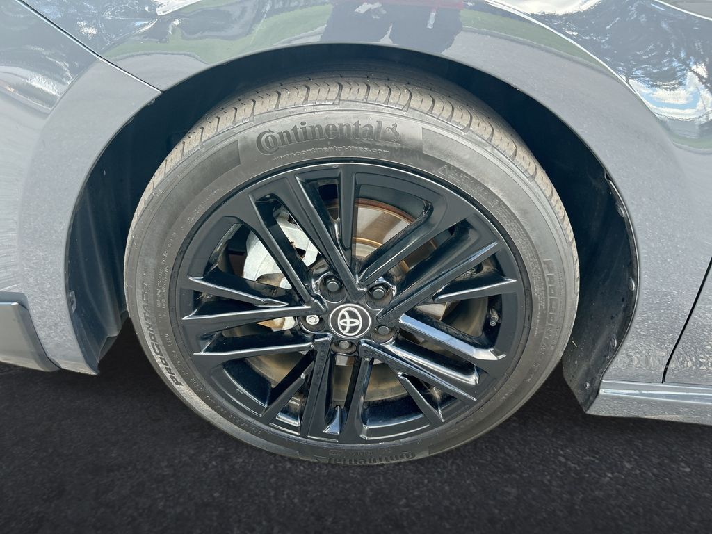 Thumbnail: 2025 Toyota Camry - 10