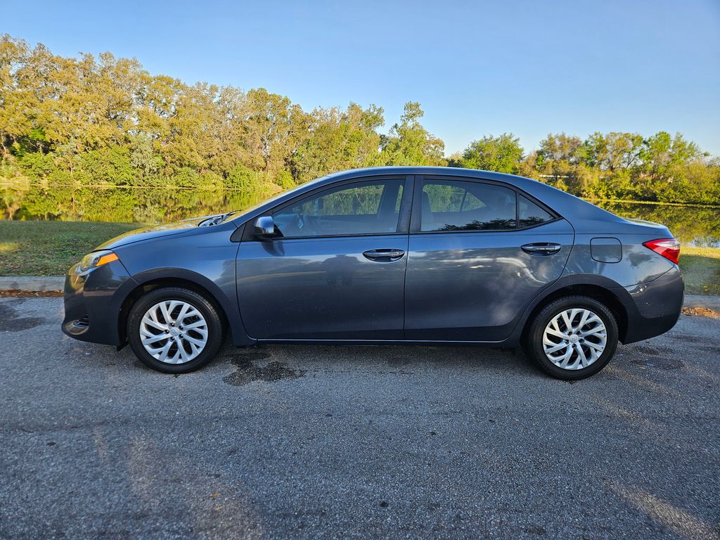 2018 Toyota Corolla LE 2