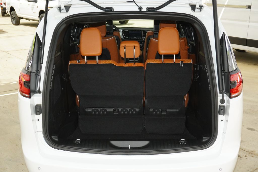 Used Car 2024 Chrysler Pacifica  Pinnacle For Sale Under $50,000 In Weatherford, Texas