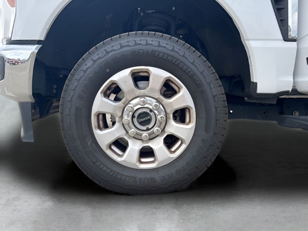 2024 Ford F-250 photo 28
