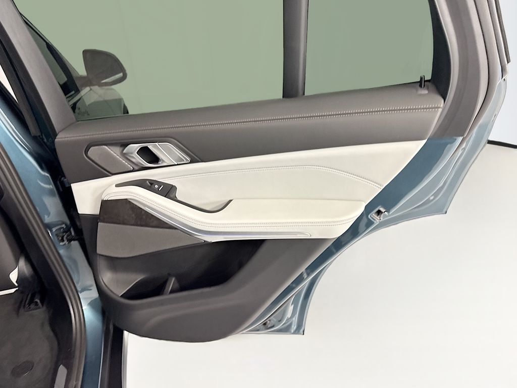 Thumbnail: 2024 BMW X5 - 26
