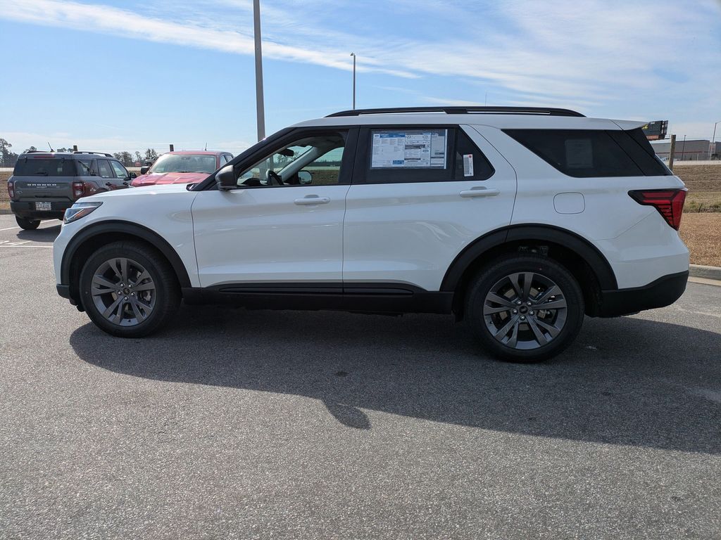 2026 Ford Explorer Active w/200A Pkg