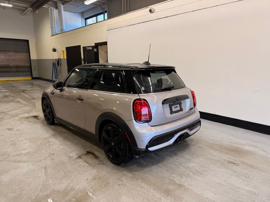 Thumbnail: 2024 MINI Cooper - 3