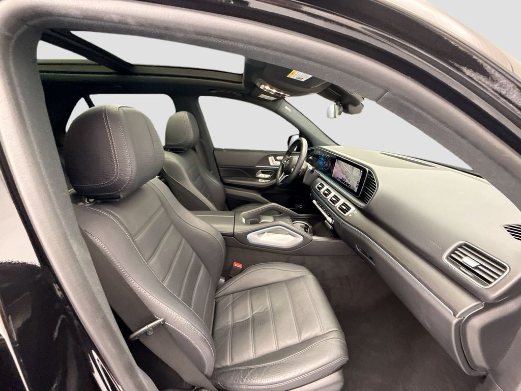 Thumbnail: 2023 Mercedes-Benz GLE - 19