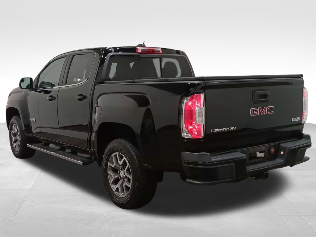 2017 GMC Canyon SLE