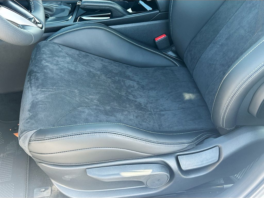 Thumbnail: 2025 Hyundai Elantra - 20