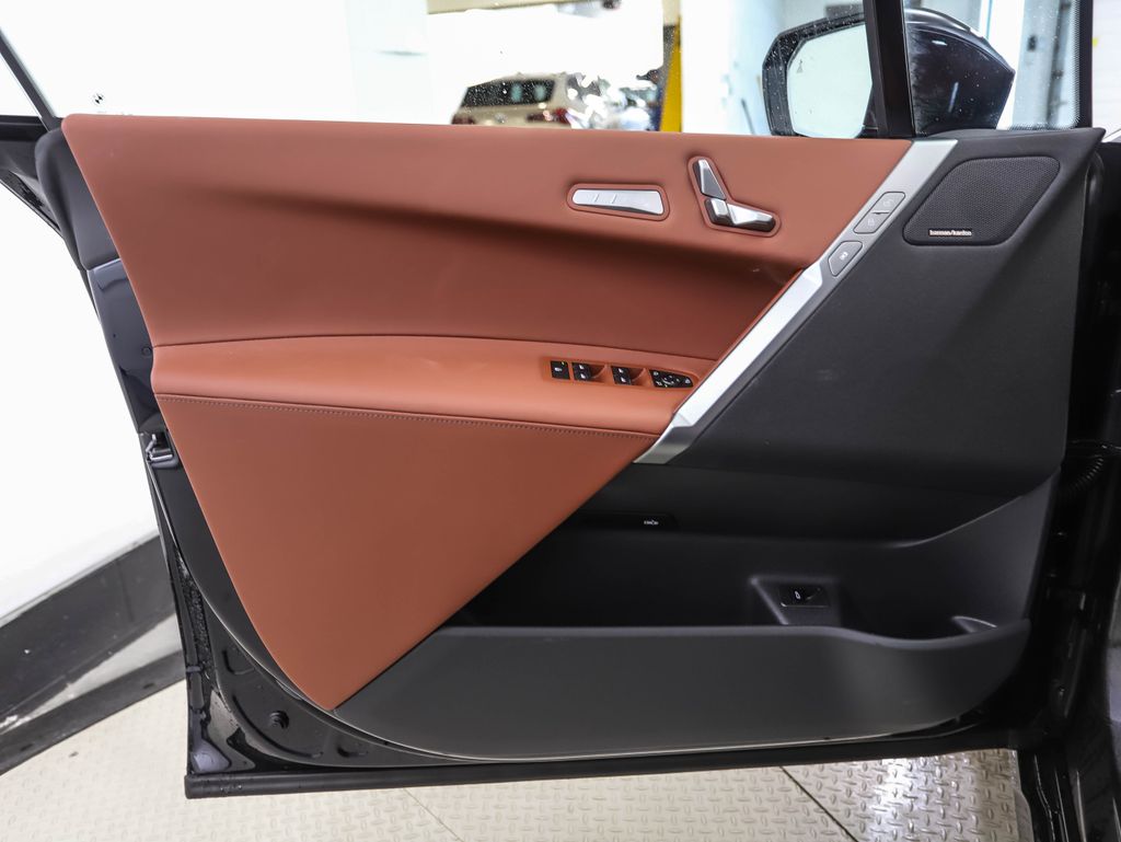 Thumbnail: 2026 BMW iX - 9