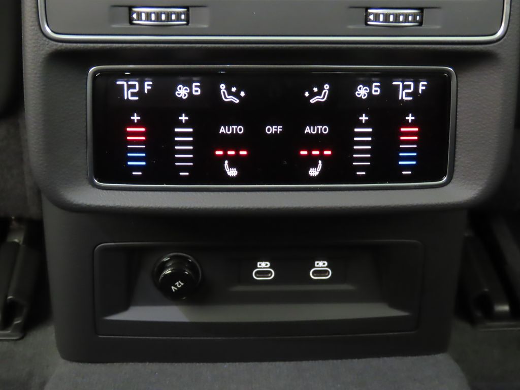 Thumbnail: 2025 Audi Q7 - 25