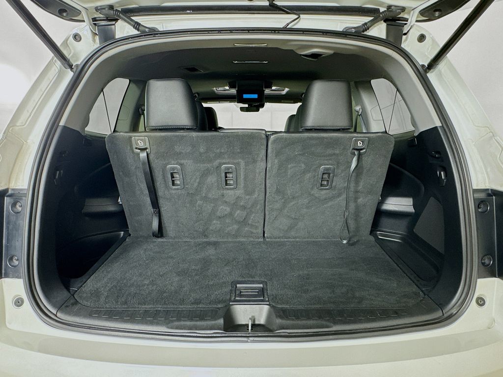 Used Car 2020 Honda Pilot  Touring For Sale Under $25,000 In Austin, Texas