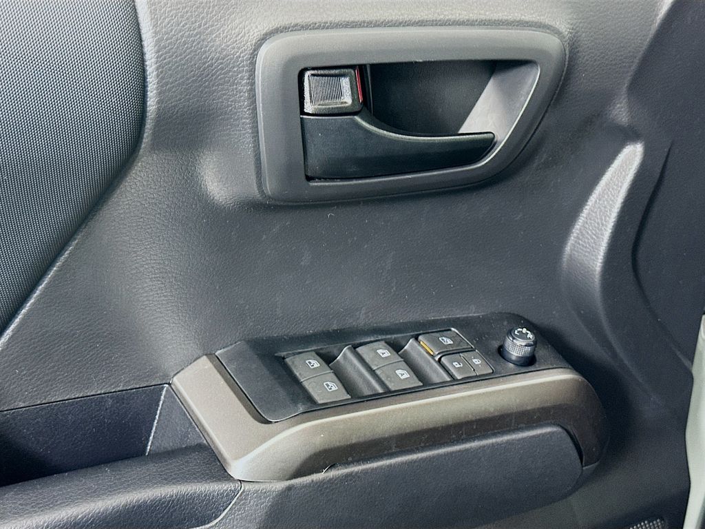 Thumbnail: 2023 Toyota Tacoma - 17