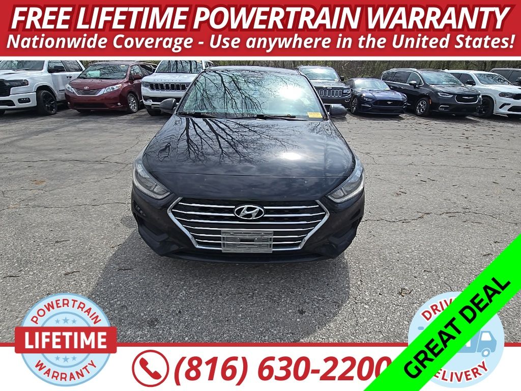 Absolute Black Pearl 2022 Hyundai Accent SE FWD Sedan Front-Wheel Drive Continuously Variable Transmission