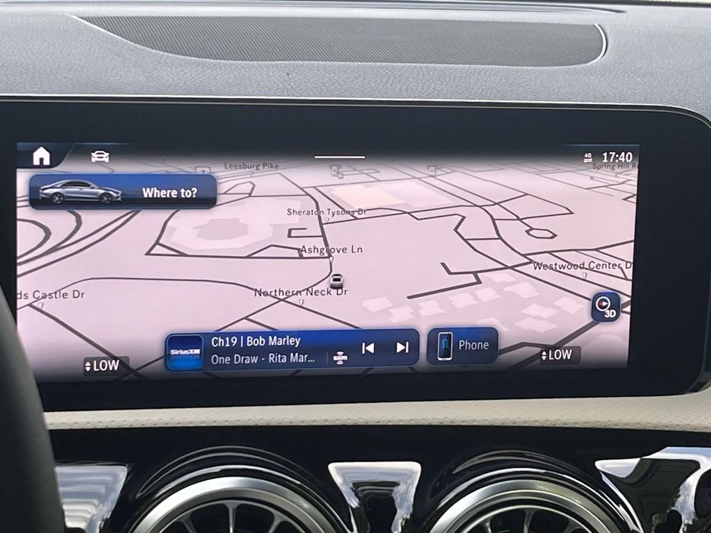 2025 Mercedes-Benz CLA 250 10