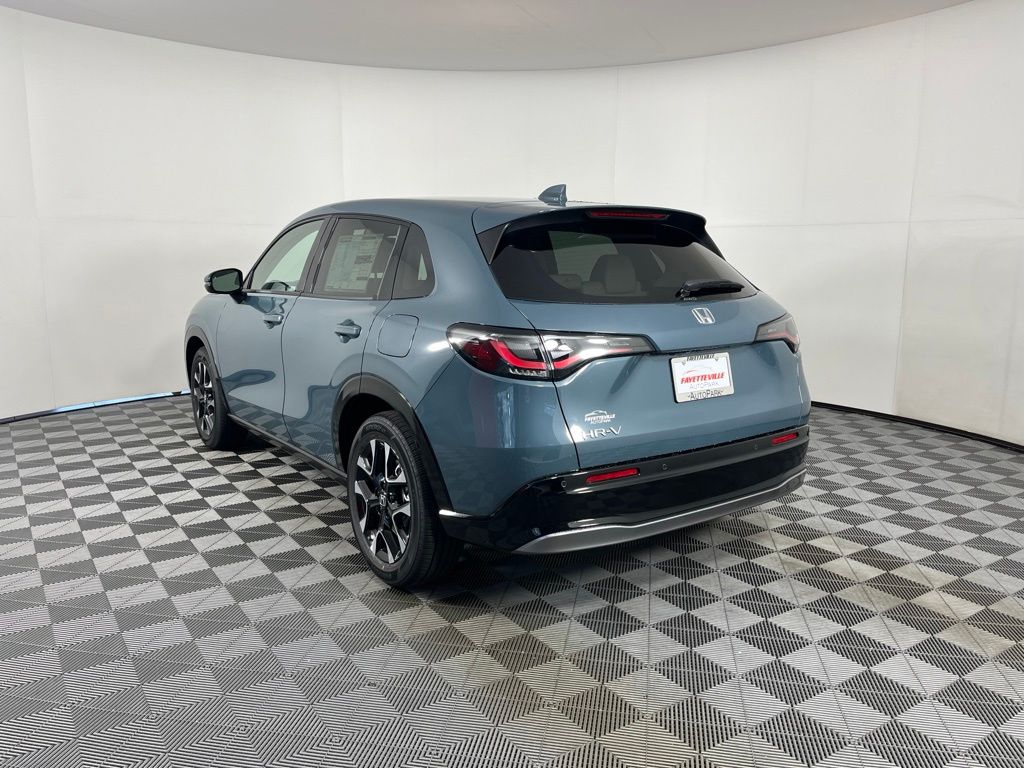 Thumbnail: 2027 Honda HR-V - 3