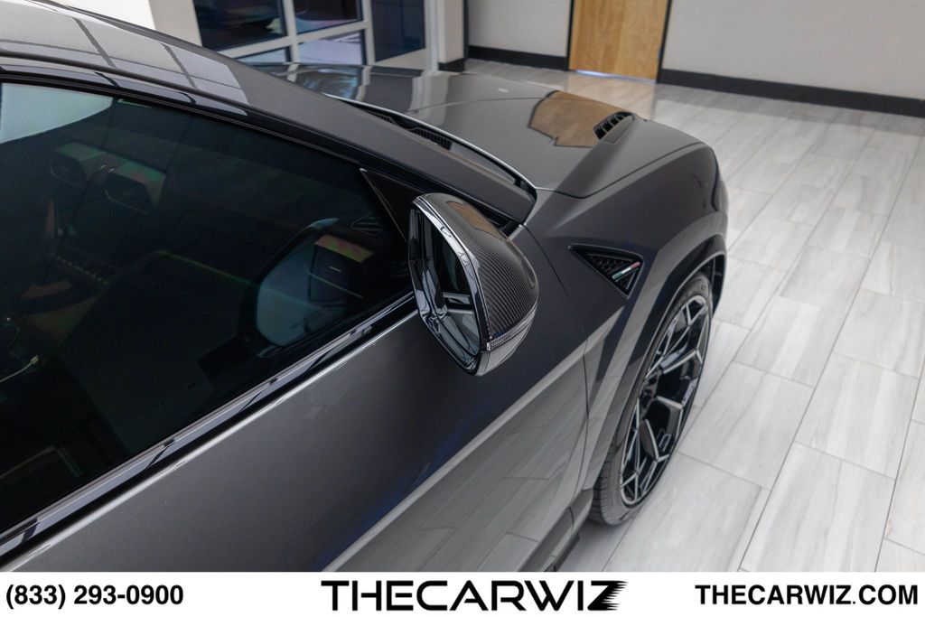 2023 Lamborghini Urus