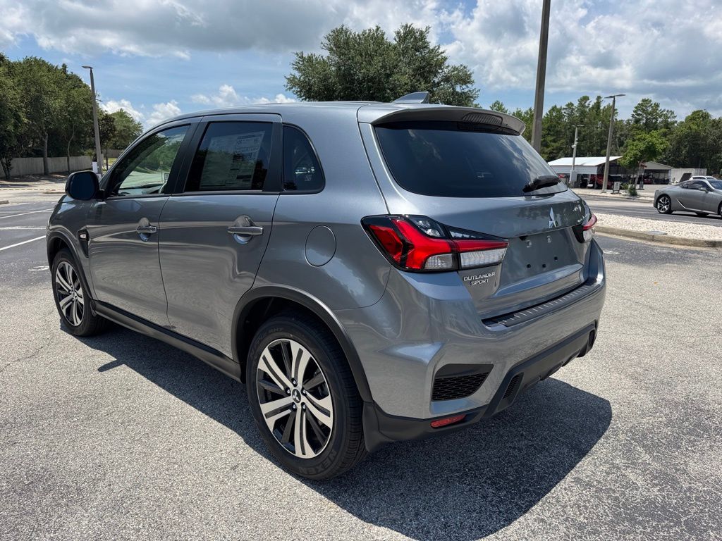 2025 Mitsubishi Outlander Sport ES photo 4