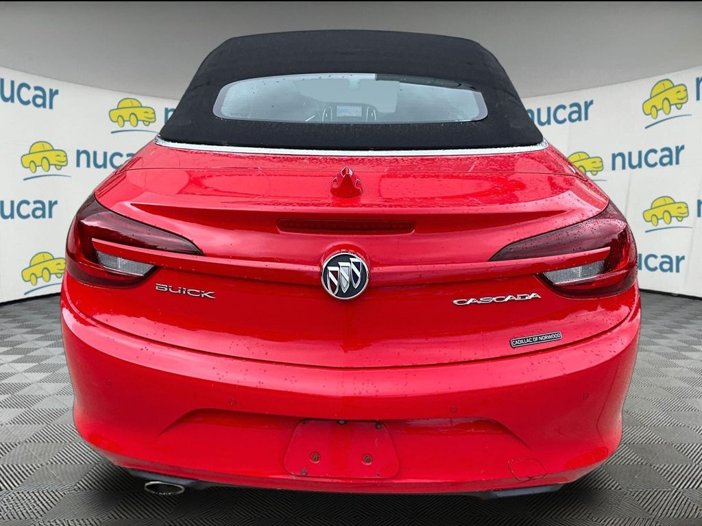 2018 Buick Cascada — photo 2