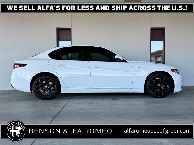 2023 Alfa Romeo Giulia Ti RWD