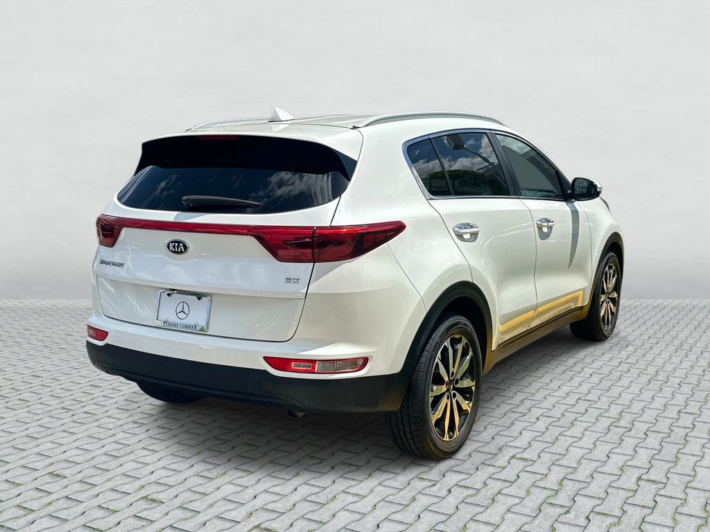 Thumbnail: 2019 Kia Sportage - 5