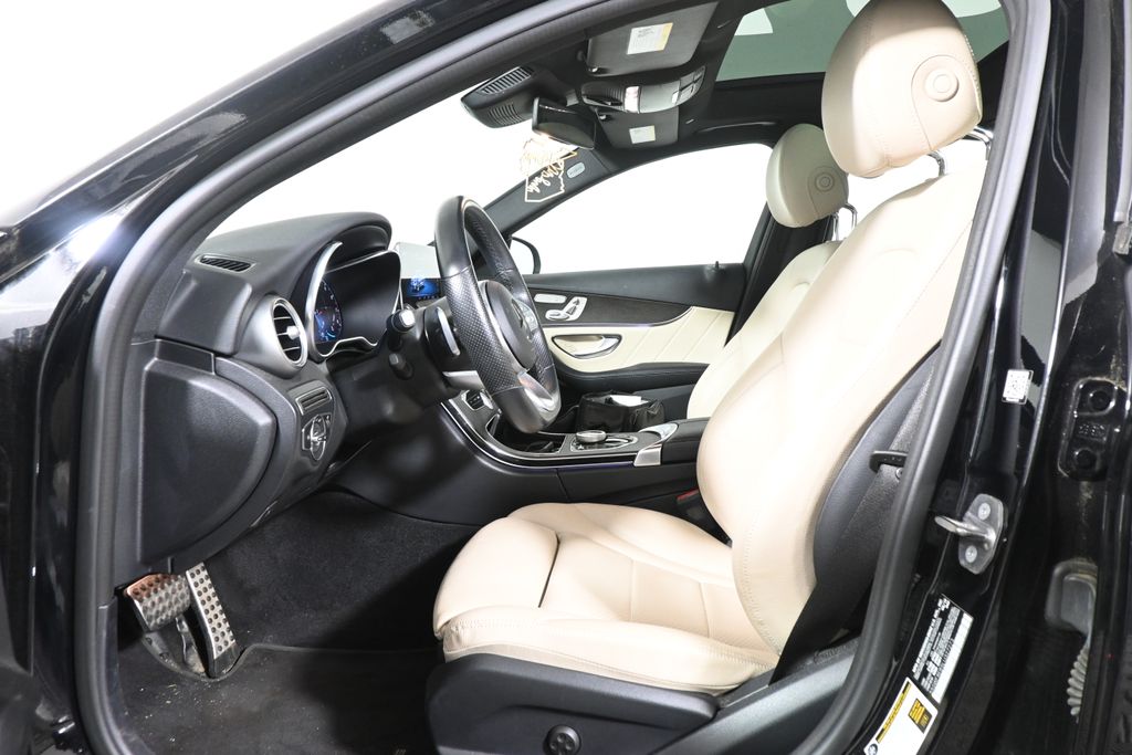 Thumbnail: 2020 Mercedes-Benz C-Class - 3