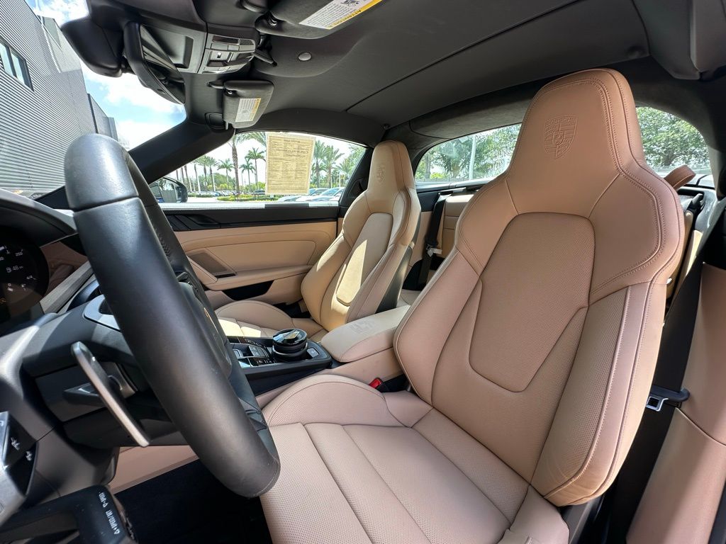 2024 Porsche 911 Targa 4S 5